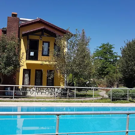 Country Kirkpinar فيلة